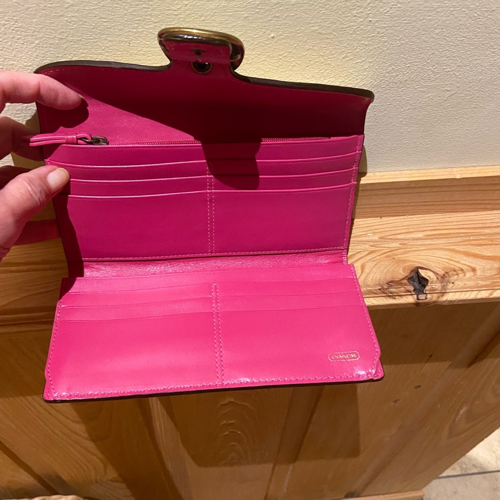 Authentic Leather Coach Wallat - image 1